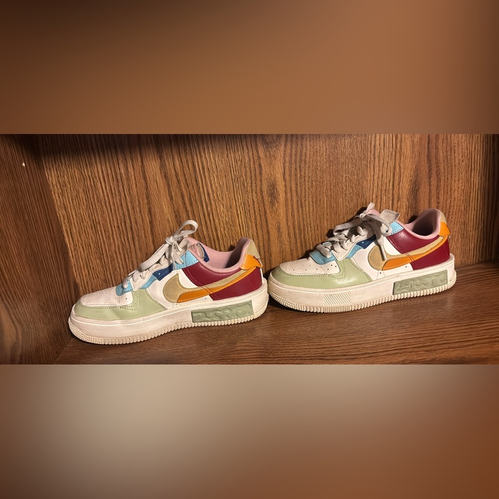 Nike Air Force shadow